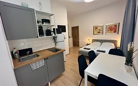 Cozy Centre Apartments